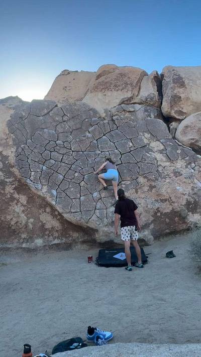 Dragon Scales vB, Joshua Tree - Beta Video from beccaclimbz