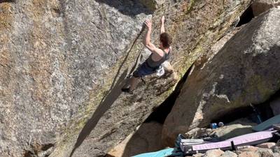 Way of the Wolf v11, Guanella Pass - Beta Video from cmclimbs