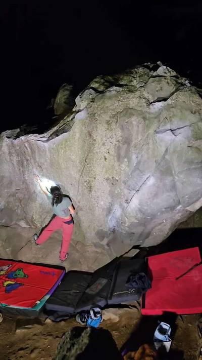 Adam's Apple v1, Squamish - Beta Video from nicowaling