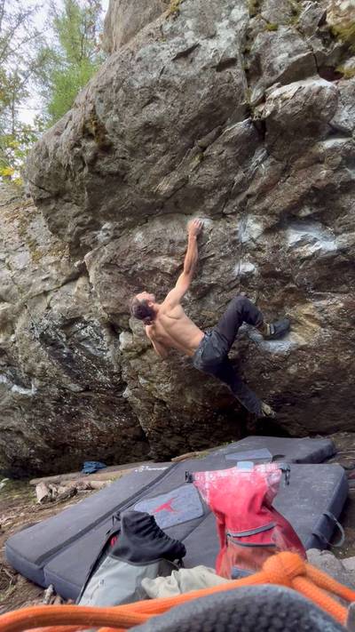 Heir to the Throne v9, Victoria - Beta Video from MossySendTrain