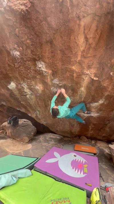 Hector in a Blender v7, Hueco Tanks - Beta Video from s_pir_an_ha