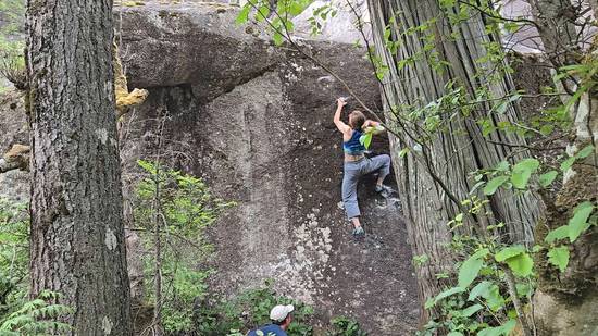 Raging Waters v8, Squamish - Beta Video from leon.troutsky