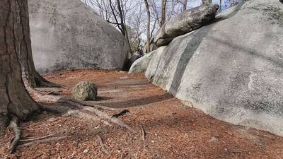 Mikey Can Climb V1! v1, Boat Rock - Beta Video from JohnMcCauley
