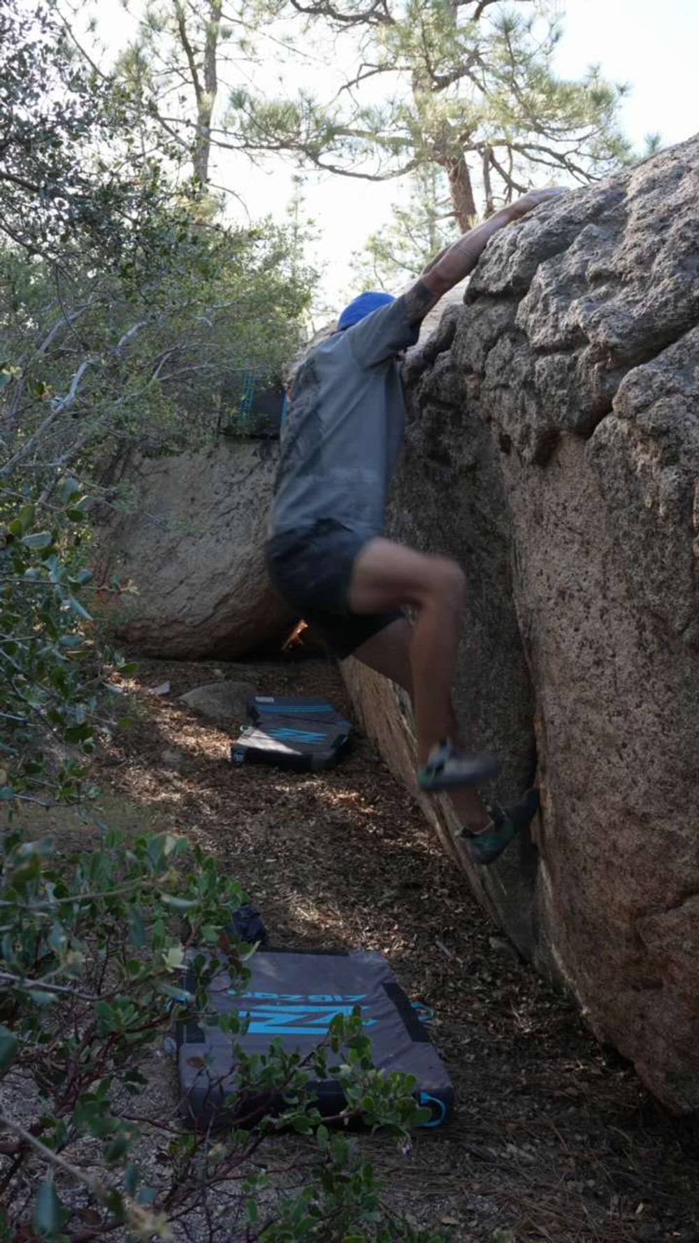 Gymnasium Crack v1, Horse Flats - Beta Video from breakingbeta