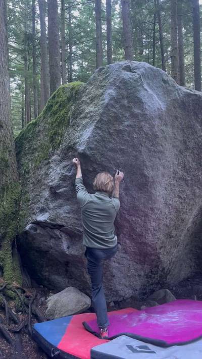 Titanic Lunge v4, Squamish - Beta Video from zerblog