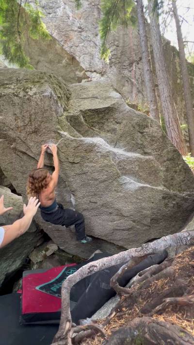 Swank Bag v5, Squamish - Beta Video from climbingchelchel