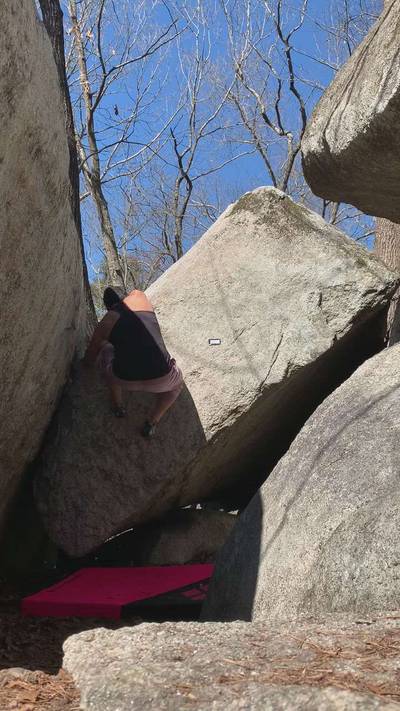 Mikey Can Climb V1! v1, Boat Rock - Beta Video from wild_flow3rs
