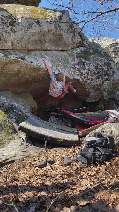 Continental Divide v5, Hospital Boulders - Beta Video from brew_boulders