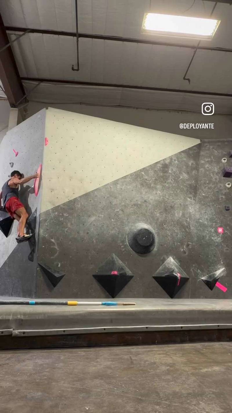 Pink Spotlight Slab, Boulder, Black Rock Bouldering Gym - Beta Video from Deployante