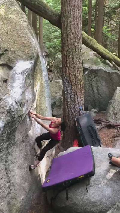 Dyke Surfer v0, Squamish - Beta Video from shamalamadingdong
