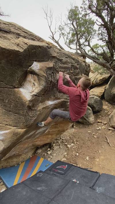 Scrawny & Brawny v8, Joe's Valley - Beta Video from bolts.and.holds