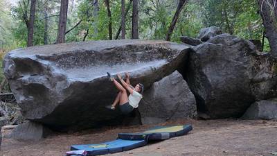 Kevin's Traverse v0, Yosemite Valley - Beta Video from moonsocket