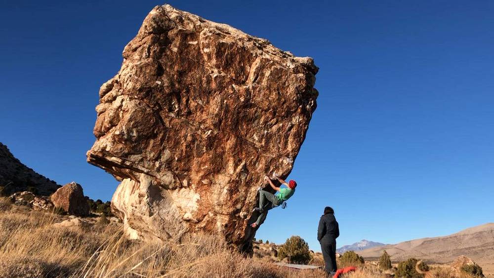 Red M&Ms Arete v7, Ibex - Beta Video from AaronChild