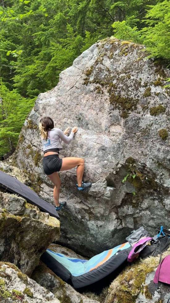 Superficial v2, Squamish - Beta Video from CRUXandbeta
