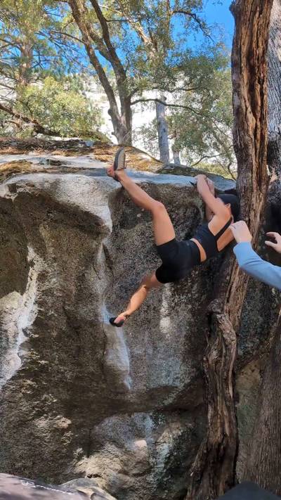 Bear Hug Mantel v4, Yosemite Valley - Beta Video from gentilclimbs