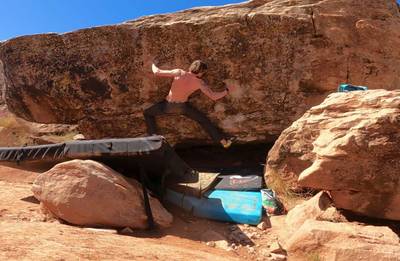 High Noon v8, Moe's Valley - Beta Video from brennonmtb