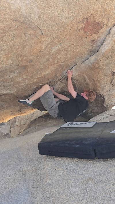 Ryan Roof v5, Joshua Tree - Beta Video from climbslikeash