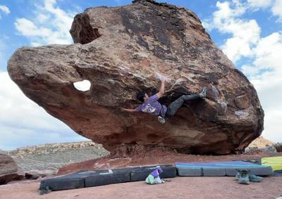 Jabberwock Arete v5, Moe's Valley - Beta Video from JohnNguyen