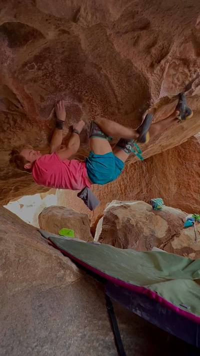 Flower Power v10, Hueco Tanks - Beta Video from brenner.rauch