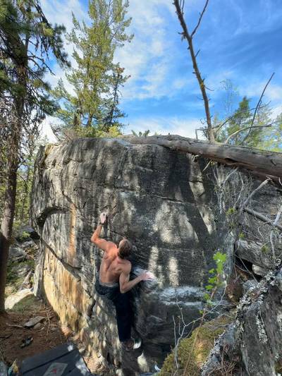 Shadowboxing v7, Kelowna - Beta Video from lil.z