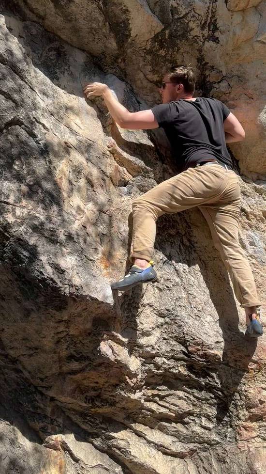Left Pit Overhang v2, Berkeley - Beta Video from joeytman