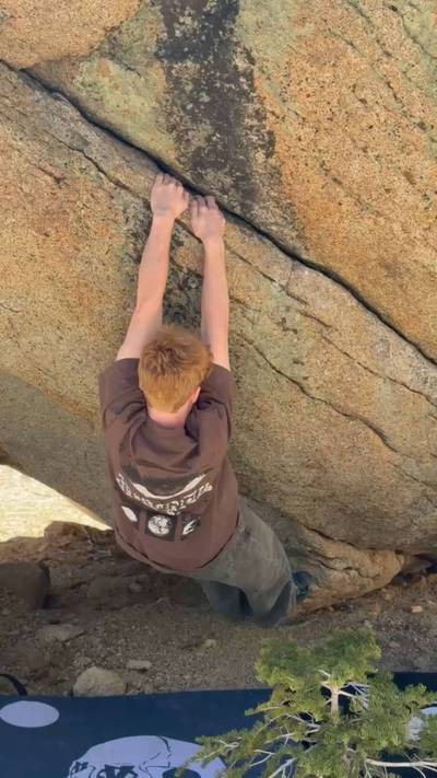 Butt Dragon Traverse v3, Tramway - Beta Video from climbslikeash