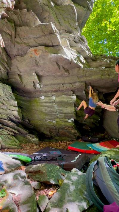 Neon Fudge v1, Catoctin Mountain - Beta Video from kayclimbs_