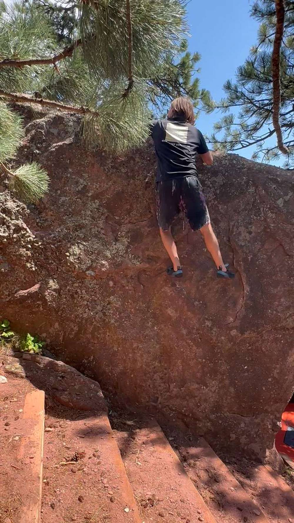 West Face Left vB, Flagstaff Mountain, CO - Beta Video from Chris_Ol