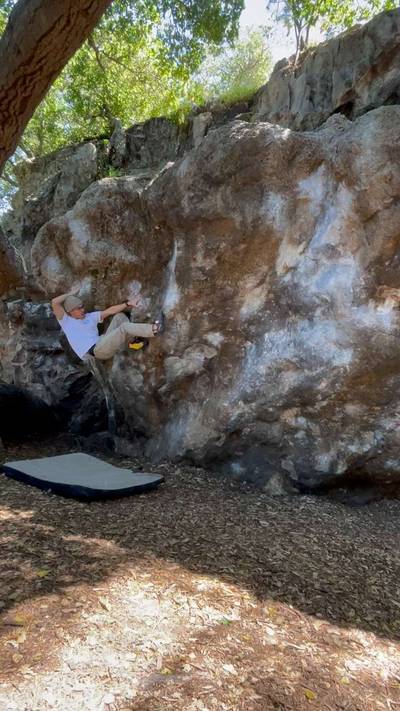 Baby Nat's v6, Berkeley - Beta Video from jlclimbing