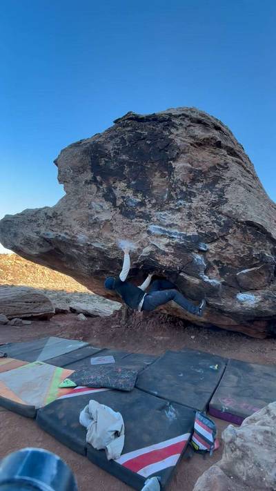 Jabberwock Arete v5, Moe's Valley - Beta Video from soso