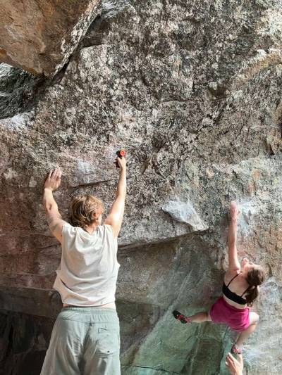 Dragon's Tail v10, Rocky Mountain National Park - Beta Video from Rachelrsr