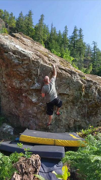 Sour Deens v1, Comox Lake - Beta Video from UncleJuice