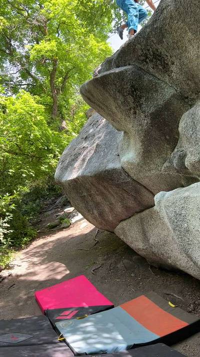 Double Dyno (AKA Dan's Problem) v2, Little Cottonwood Canyon - Beta Video from JohnNguyen