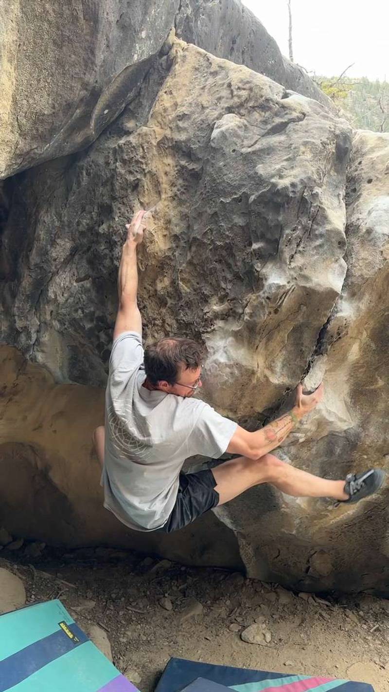 Electric Fence (left) v7, Joe's Valley - Beta Video from jakemarlow