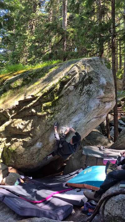 The Stinger Left Low v8, Squamish - Beta Video from tylerchalks