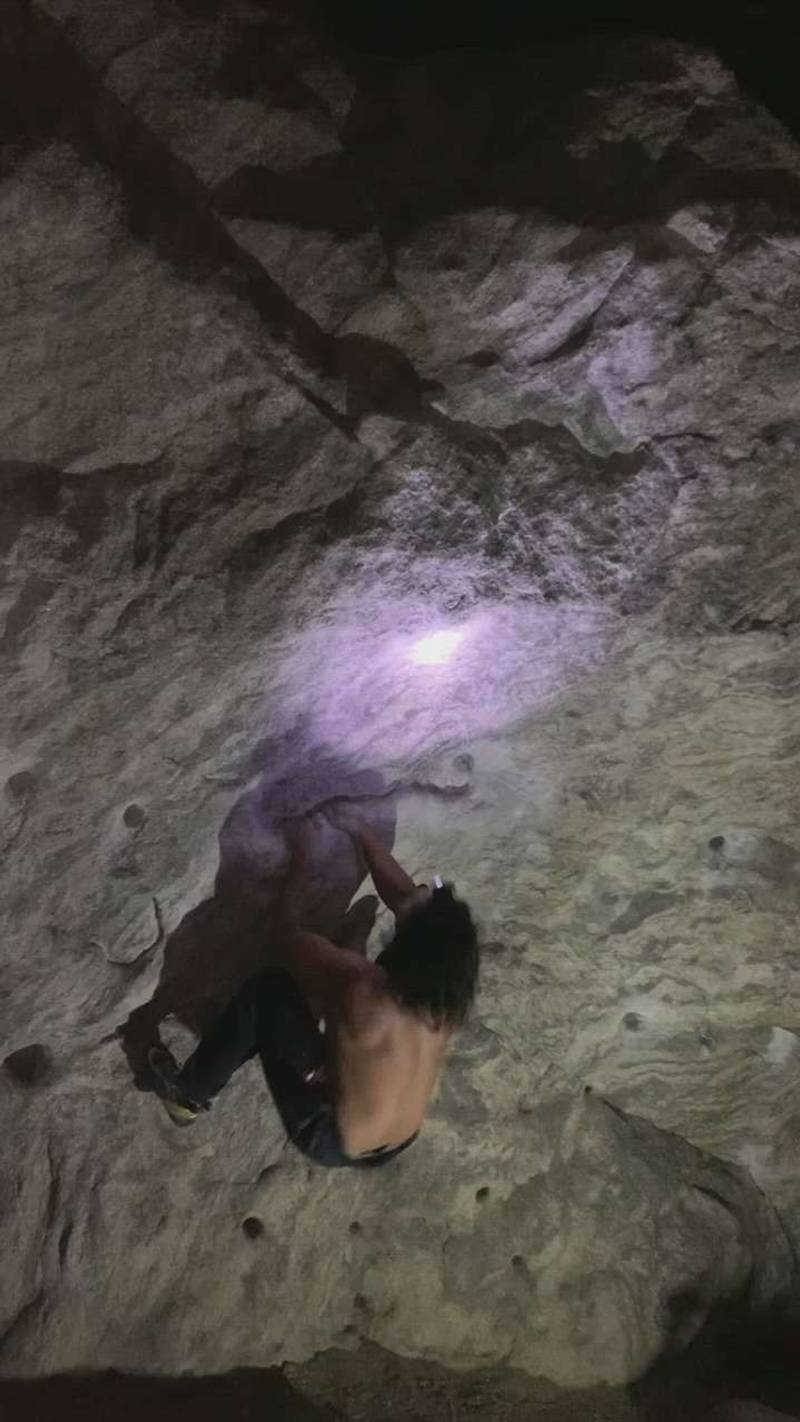 No Warm Up v6, Little Cottonwood Canyon - Beta Video from Romedog