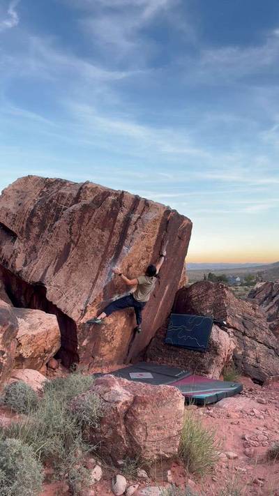 Van Betten Arete v4, Red Rock - Beta Video from slowballer