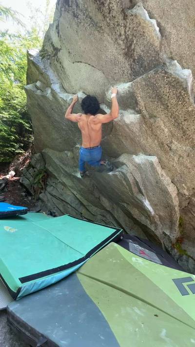 Obesity v7, Gold Bar - Beta Video from azlathi
