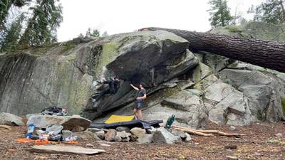 Campfire Arete Sit v8, Lake Tahoe - Beta Video from Shaylor_jack