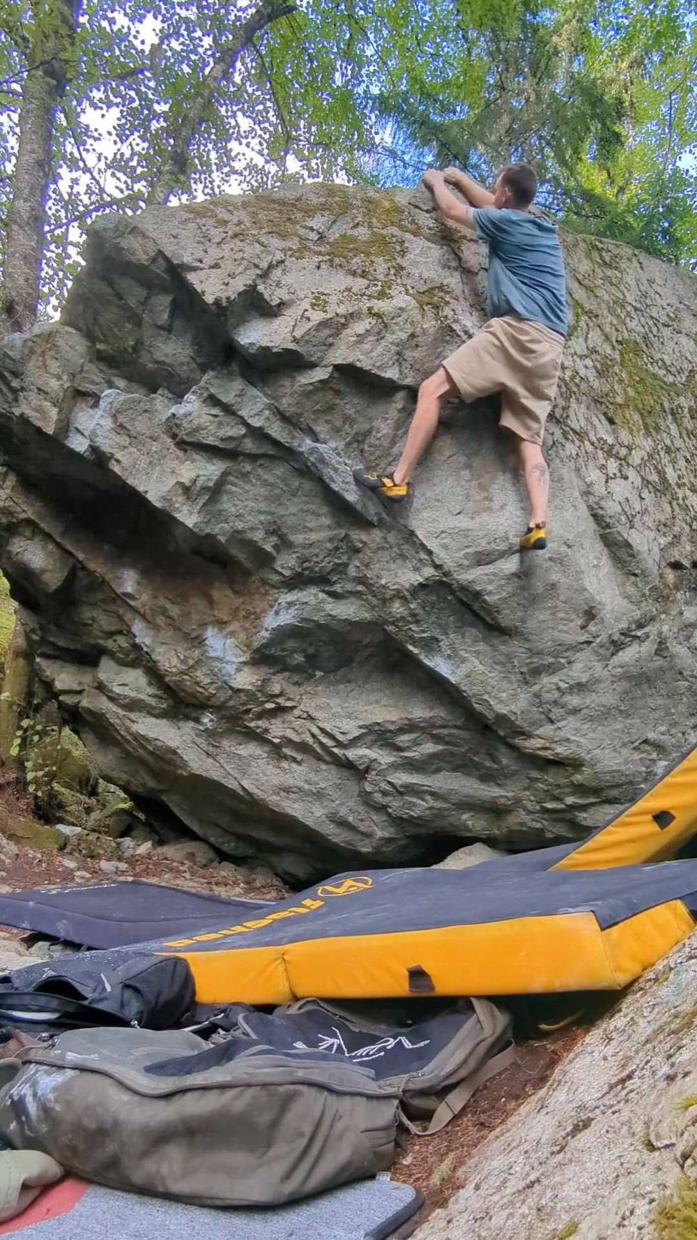 What a Beaut! v4, Squamish - Beta Video from dylanmuss