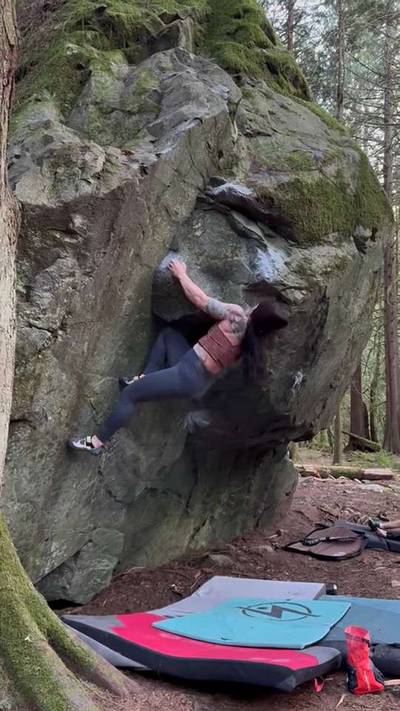 Shadows v4, Squamish - Beta Video from mountainmarie