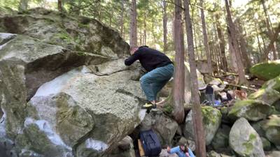 Thighmaster v4, Squamish - Beta Video from CarsonClimbs
