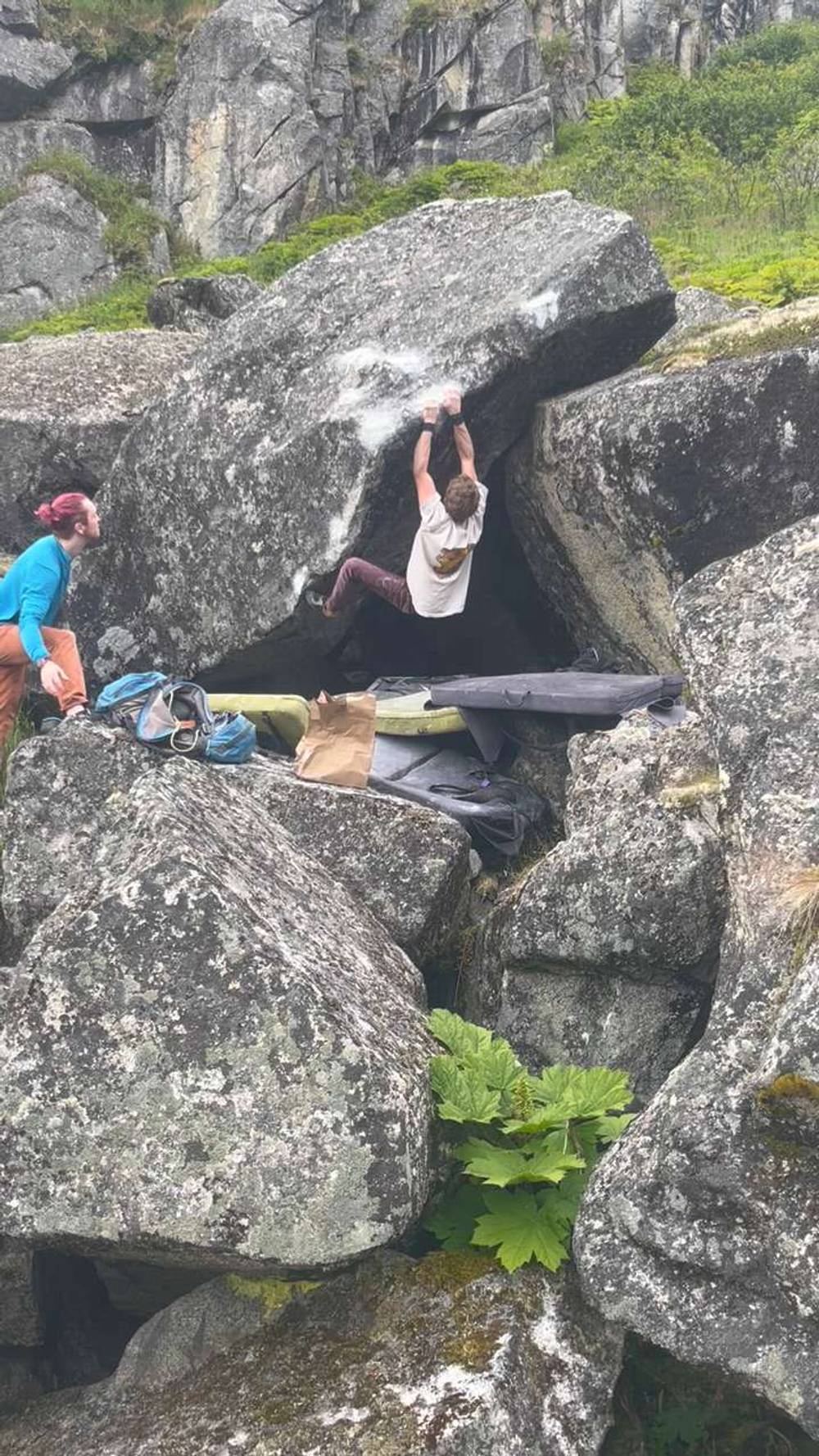 The Oral Beast v10, Hatcher Pass - Beta Video from LousyClimber
