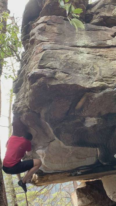Oil Sands v7, New River Gorge - Beta Video from ianhikeandclimb