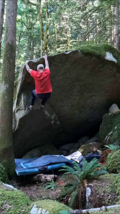 Cookie Monster v4, Squamish - Beta Video from AllTheV4s