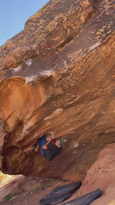 Pink Lady v6, Moe's Valley - Beta Video from timcasasola