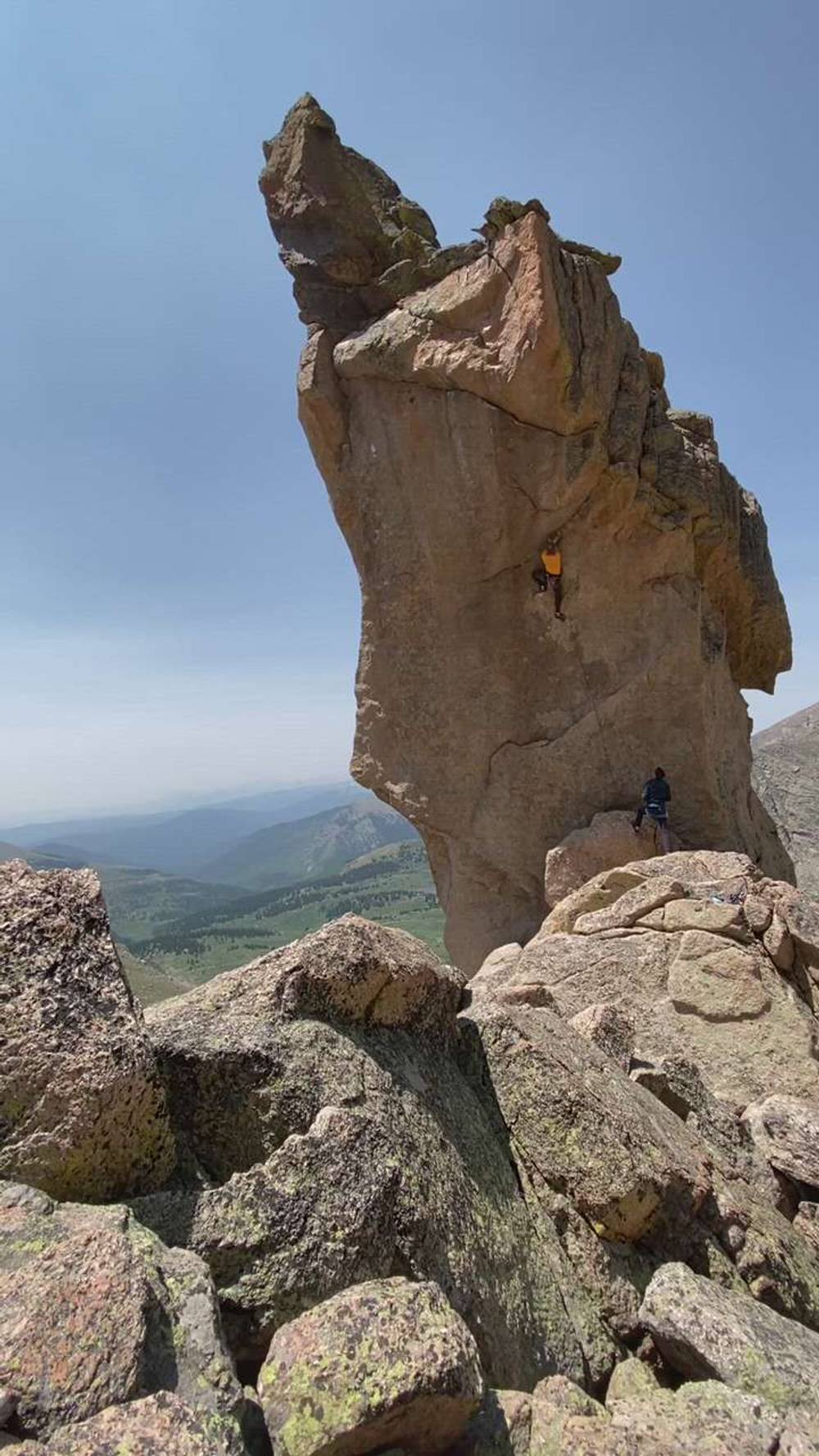 Cobra Head 5.12b, Mt. Blue Sky - Beta Video from Austin