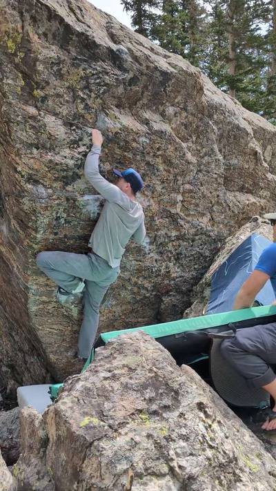 Real Small v8, Rocky Mountain National Park - Beta Video from BouldersAreHard