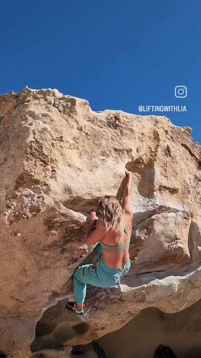 False Hueco v1, Joshua Tree - Beta Video from liftingwithlia