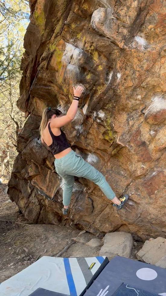 Hand Solo v4, Roy - Beta Video from ekellinwood